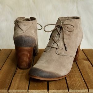 Toms 12 Lunata Lace Up Taupe Suede Ankle Booties